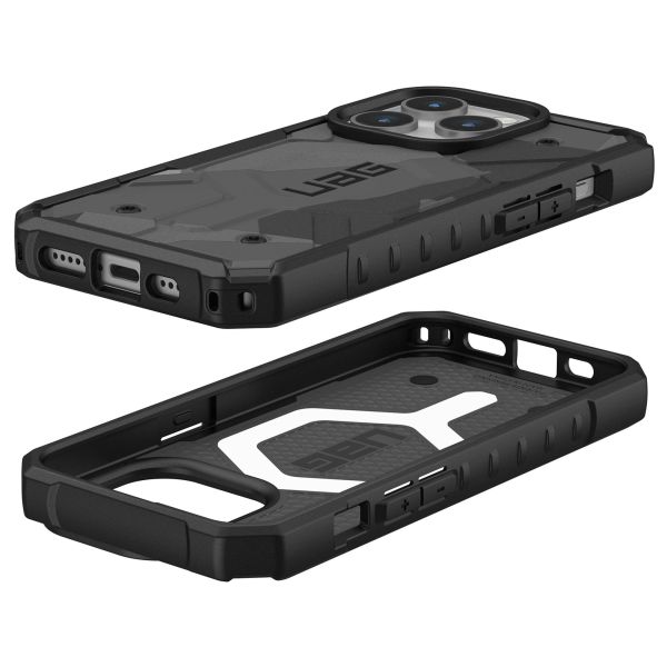 Pathfinder Case für das iPhone 15 Pro - Geo Camo